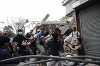 Власти Непала не исключают, что количество жертв землетрясения может увеличиться до 10 тысяч человек